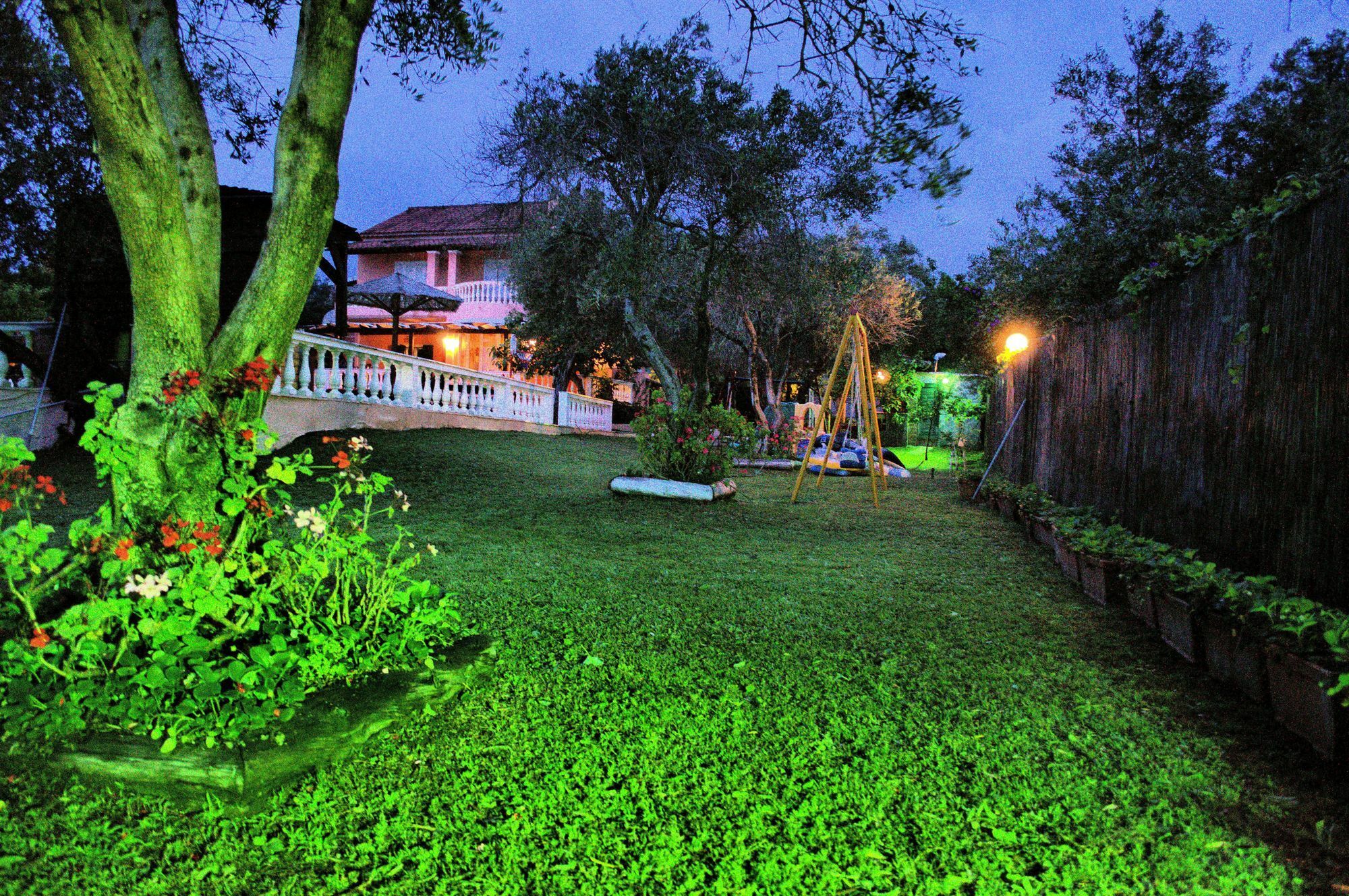 Villa Maxim With Private Pool & Tennis Court Halikounas Экстерьер фото